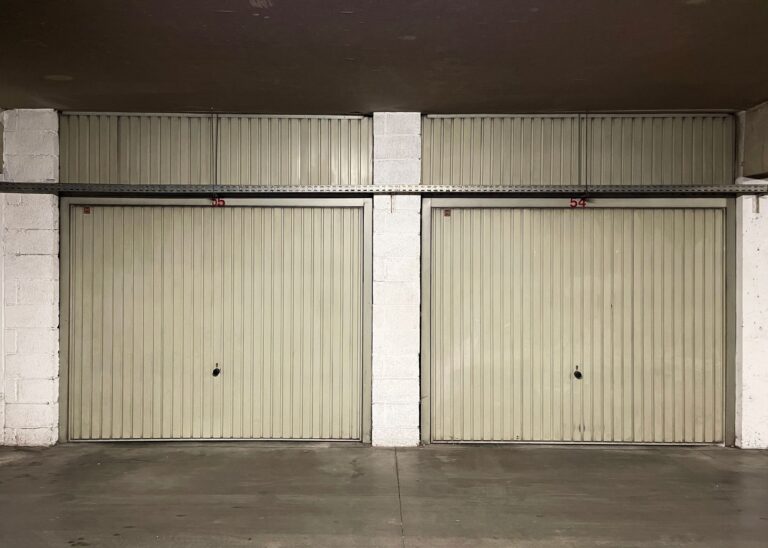 Why Garage Door Condition is Critical in Florida